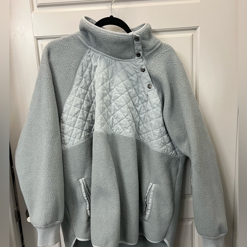 Abercrombie Asymmetrical Snap-up Fleece Pullover